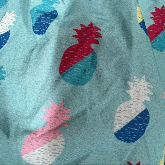 Chubbies Mens Multicolor Pineapple Printed Swim Shorts 7” Inseam Size Medium - Picture 7 of 8